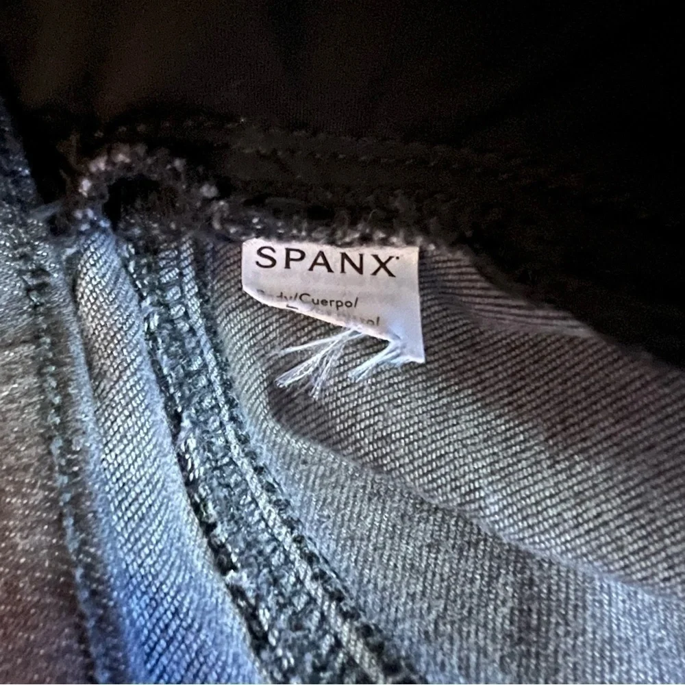 Spanx | Vintage Distressed Ankle Skinny Jeans High Rise Jeggings Black Size M